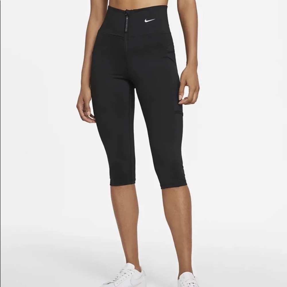 Nike x Naomi Osaka tennis cropped leggings